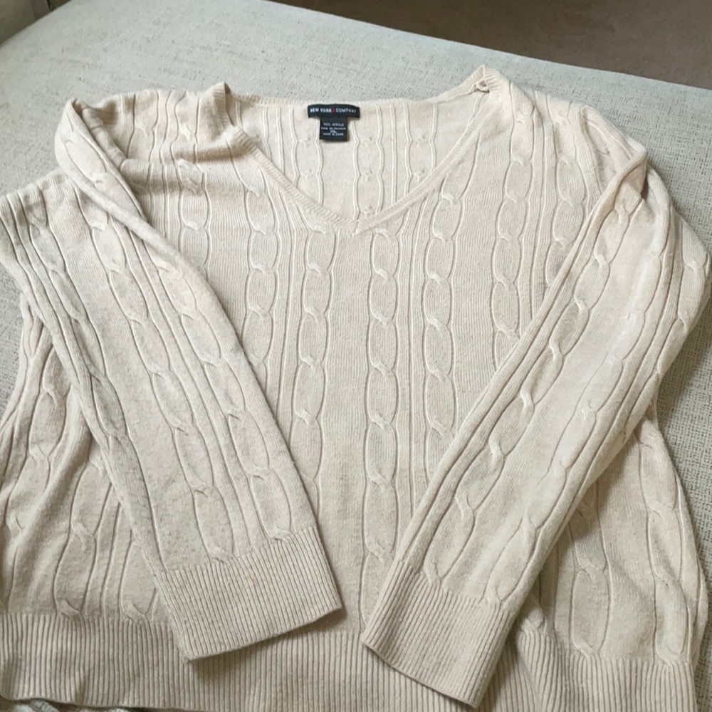 New York & Co cable sweater